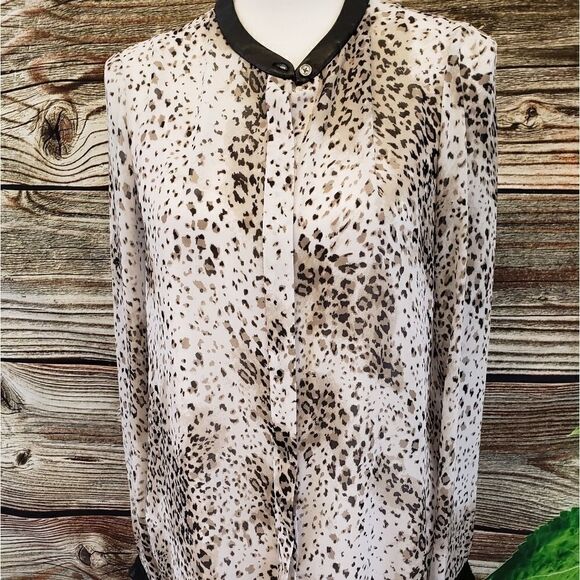 DKNYC  Long Sleeve blouse size small Pre-owned - Picture 1 of 8